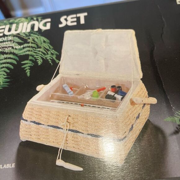 Vintage Sewing Set Basket with notions New in Box - Picture 5 of 5